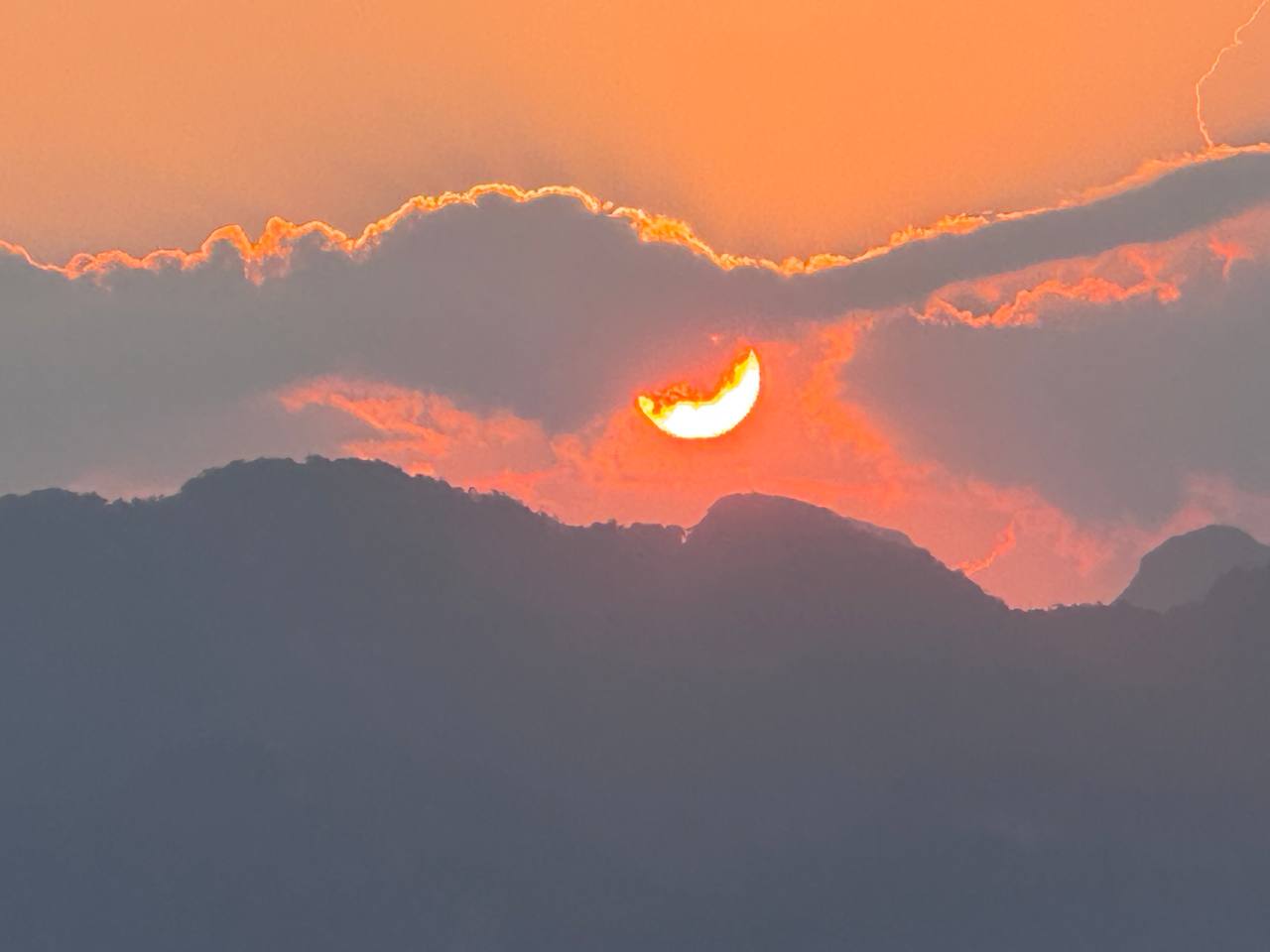 Dramatic mountain sunset